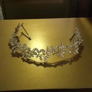Bridal Headpiece - Silver Rhinestone Leaf Headband